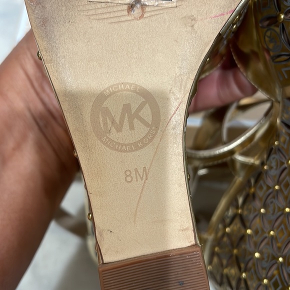 Micheal Kors Gabriella Gold Wedge - Picture 7 of 10